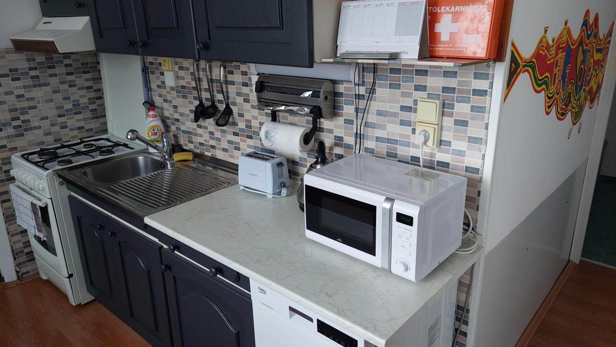 Apartman Surany Exterior foto
